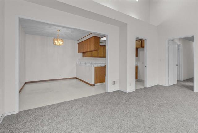 1575 Sepulveda Drive, Salinas CA: https://media.crmls.org/mediaz/9037efe7-10f7-4f50-ac7e-10de2a2b4e4f.jpg