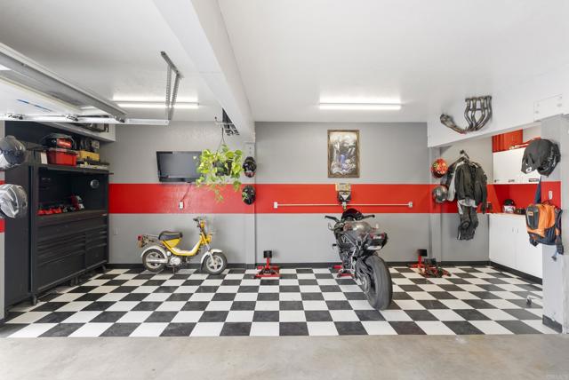 Detail Gallery Image 48 of 71 For 9309 Hillside, Spring Valley,  CA 91977 - 6 Beds | 5 Baths