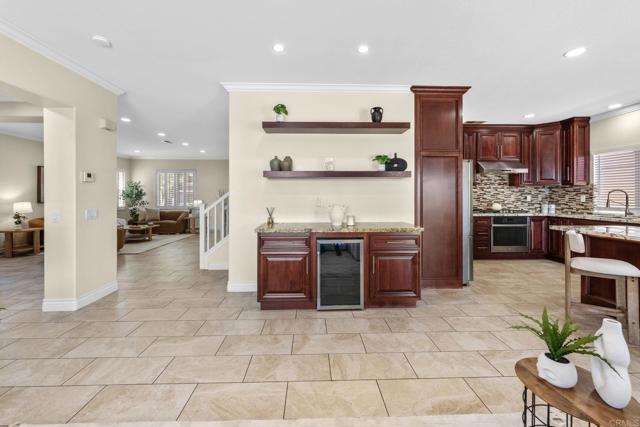 858 Via Barquero, San Marcos CA: https://media.crmls.org/mediaz/90398942-9c5d-4c61-ac7c-62a2b9e01895.jpg