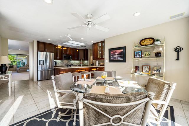 15 Duke Drive, Rancho Mirage CA: https://media.crmls.org/mediaz/9039b205-ecb1-4666-af1e-96f4a8696136.jpg