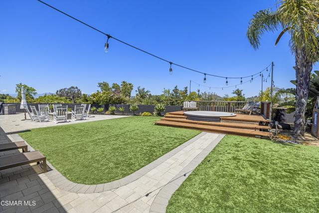 915 W Marcello Avenue, Thousand Oaks CA: https://media.crmls.org/mediaz/903a1e68-d892-40ea-8a3b-0b940a6a6986.jpg