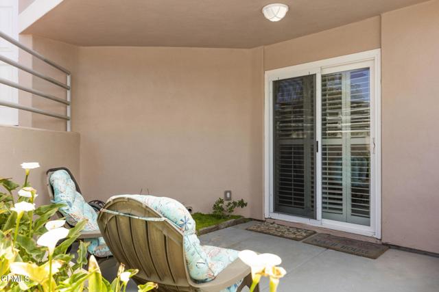 5270 W Wooley Road, Oxnard CA: https://media.crmls.org/mediaz/903abfbd-d344-48f3-b1eb-8d21d7e704a8.jpg