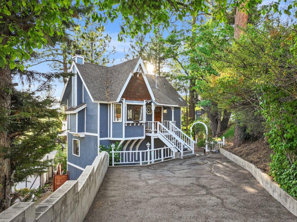 574 Lucerne Drive Drive