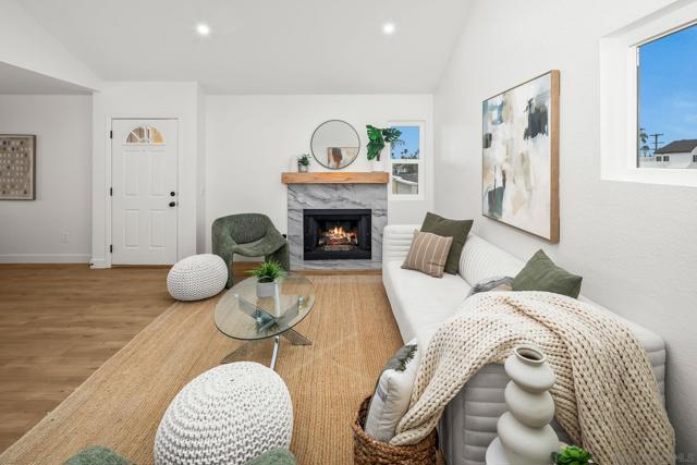 Image 2 of 50 For 152 Evergreen Ave.  4