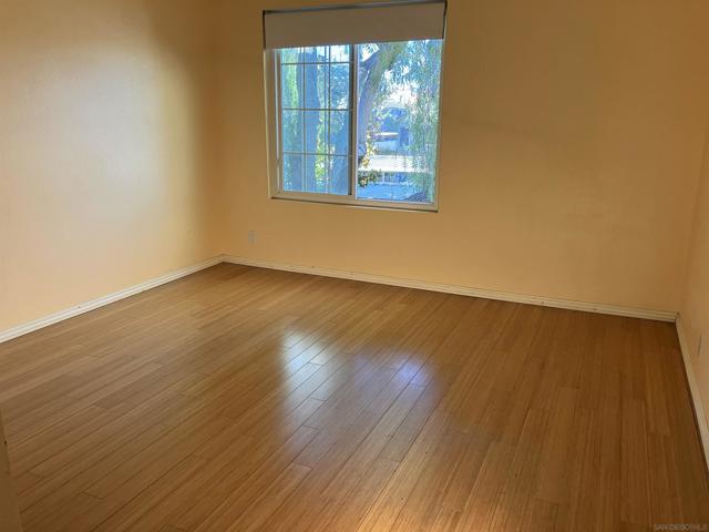 7360 Calle Cristobal, San Diego CA: https://media.crmls.org/mediaz/903e566b-f282-4cb5-8078-97cd988247cb.jpg