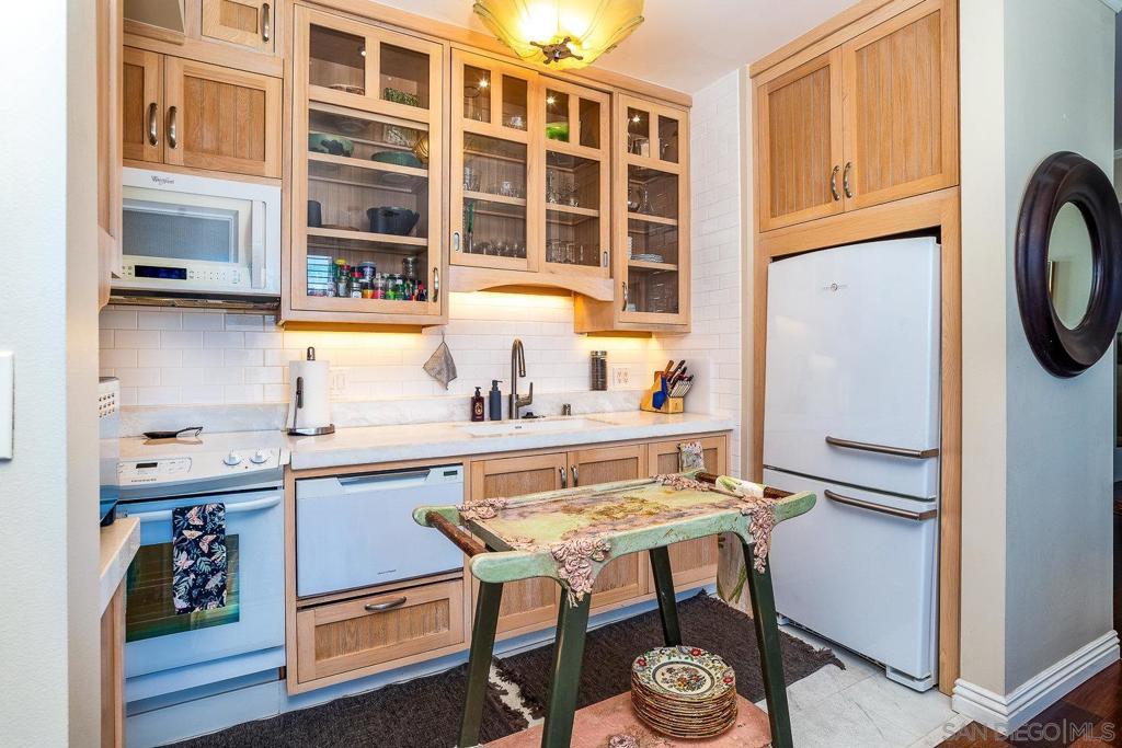 702 Ash Street - photo 15