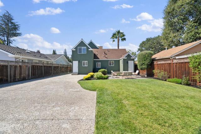 16717 Shannon Road, Los Gatos CA: https://media.crmls.org/mediaz/903ff442-1aa3-4381-888a-9df0c65110a5.jpg