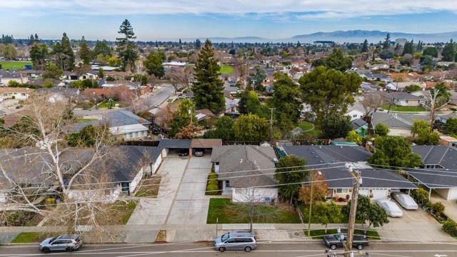 3439 Payne Avenue, San Jose CA: https://media.crmls.org/mediaz/90402d7c-d527-44f4-a1e5-db483cae4d06.jpg