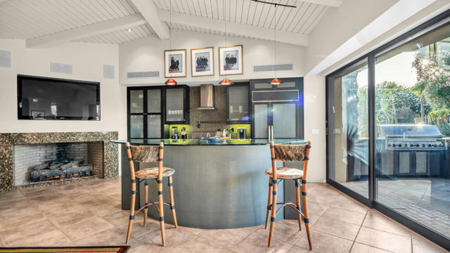 73297 Grapevine Street, Palm Desert CA: https://media.crmls.org/mediaz/904058f1-b54a-43e7-adb5-e439841a0b8f.jpg