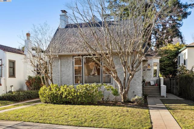 1421 Grove St, Alameda, California 94501, 3 Bedrooms Bedrooms, ,1 BathroomBathrooms,Single Family Residence,For Sale,Grove St,41082649