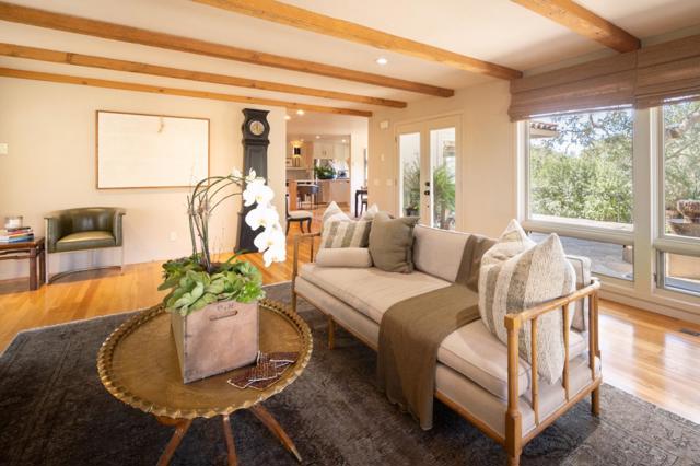 12500 Saddle Way, Carmel Valley CA: https://media.crmls.org/mediaz/9040954c-560a-4b15-8e6d-eedb1f474338.jpg