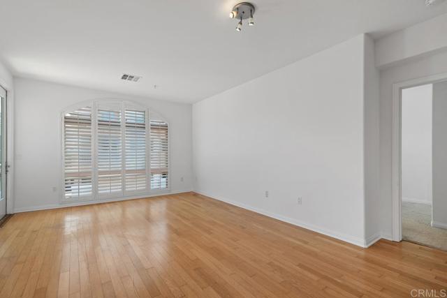 Detail Gallery Image 10 of 27 For 3857 Pell Pl #406,  San Diego,  CA 92130 - 2 Beds | 2 Baths