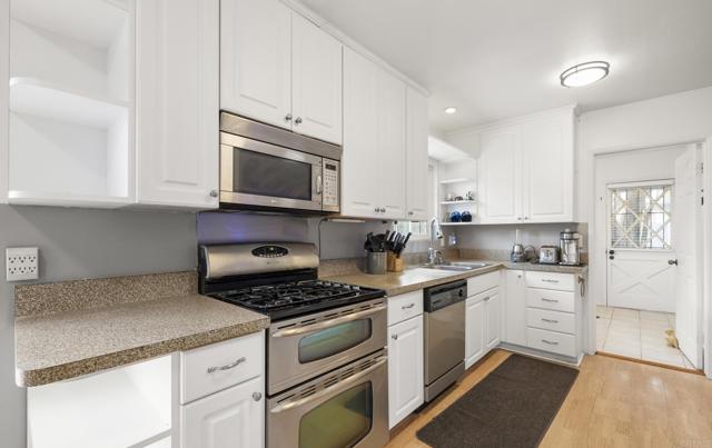 Detail Gallery Image 11 of 21 For 3168 Florine Dr, Lemon Grove,  CA 91945 - 5 Beds | 3 Baths