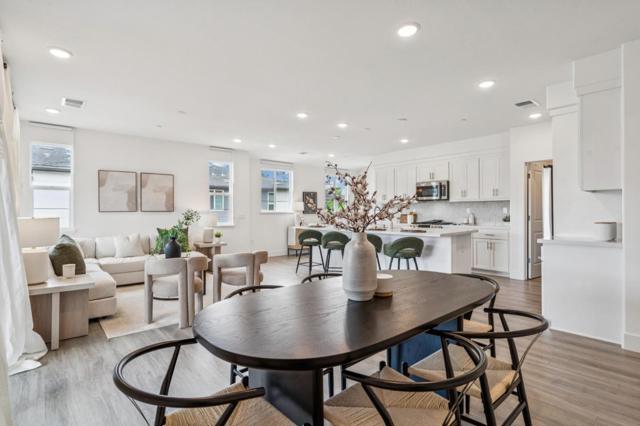 373 Arc Court, Hayward CA: https://media.crmls.org/mediaz/9042aaff-12d8-47d8-996a-179993ad09bb.jpg