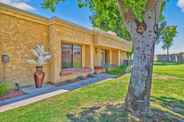 41531 Colada Court, Palm Desert CA: https://media.crmls.org/mediaz/9044264d-158e-4847-b50d-e9c5788115ff.jpg