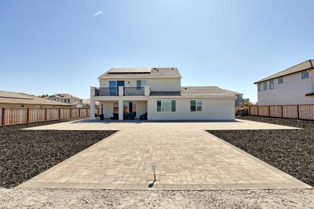 172 Vienna Way, Hollister CA: https://media.crmls.org/mediaz/90448e24-245a-4551-861c-aab16e09c039.jpg
