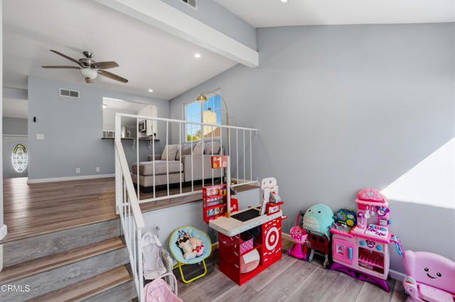 Detail Gallery Image 12 of 27 For 202 Avon Ln, Fillmore,  CA 93015 - 3 Beds | 1/1 Baths