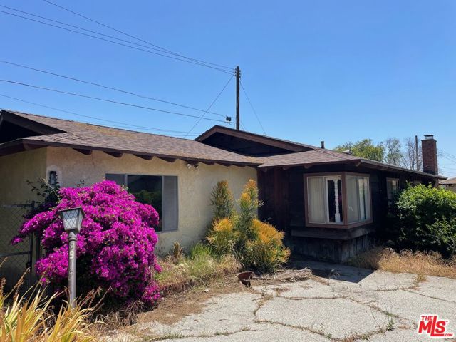 8912 E Fairview Avenue, San Gabriel CA: https://media.crmls.org/mediaz/904660d0-e8c8-4b26-995d-120ad79f0421.jpg