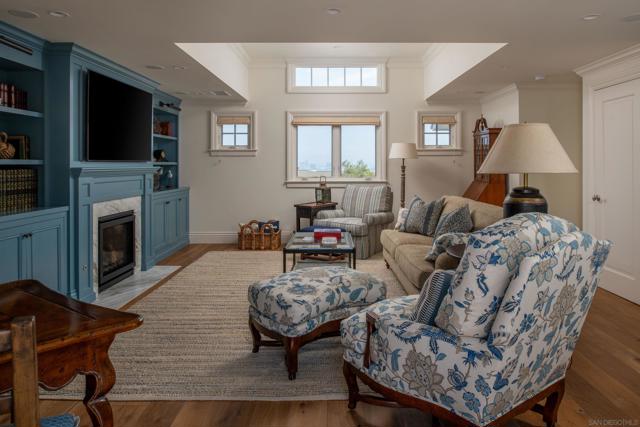 3603 Carleton St, San Diego CA: https://media.crmls.org/mediaz/9046b08f-e3de-4ff9-a61b-e692047341c7.jpg