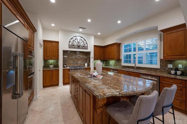 7845 Caminito Camelia, San Diego CA: https://media.crmls.org/mediaz/90489d27-7089-41b6-93f8-f005939a7fac.jpg