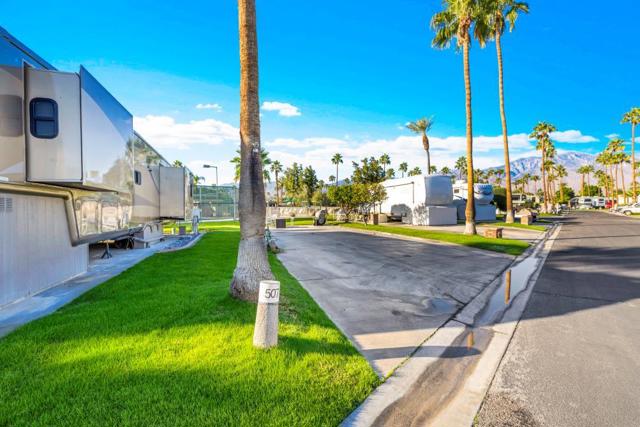 69411 Ramon Road, Cathedral City CA: https://media.crmls.org/mediaz/9048b888-7dc7-4395-9f8a-bee789254f5b.jpg