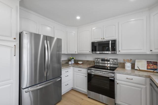 721 Hibiscus Place, San Jose CA: https://media.crmls.org/mediaz/9048e198-281c-4a90-9763-f1cf407d086e.jpg
