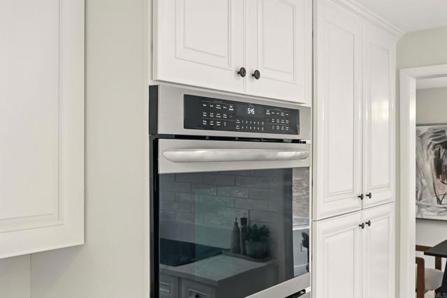 909 Loma, Chula Vista CA: https://media.crmls.org/mediaz/90498031-c60f-45f6-9eb1-56f9607bed07.jpg