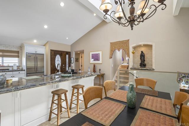 1744 Tattenham Road, Encinitas CA: https://media.crmls.org/mediaz/9049ca51-8612-4e22-9f8f-7178757347d4.jpg