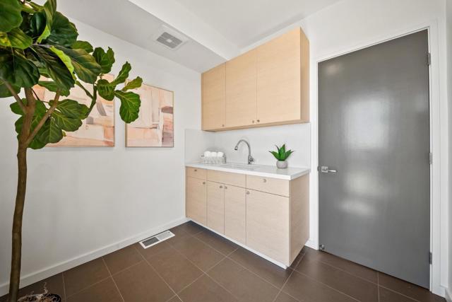 600 Seaview Terrace, La Selva Beach CA: https://media.crmls.org/mediaz/904a5bc0-7324-43b1-a368-58c4c0b5f1b5.jpg