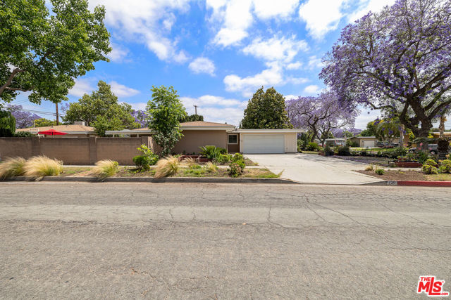 720 Maertin Lane, Fullerton CA: https://media.crmls.org/mediaz/904b2836-9529-4ad8-a27f-139896656e16.jpg