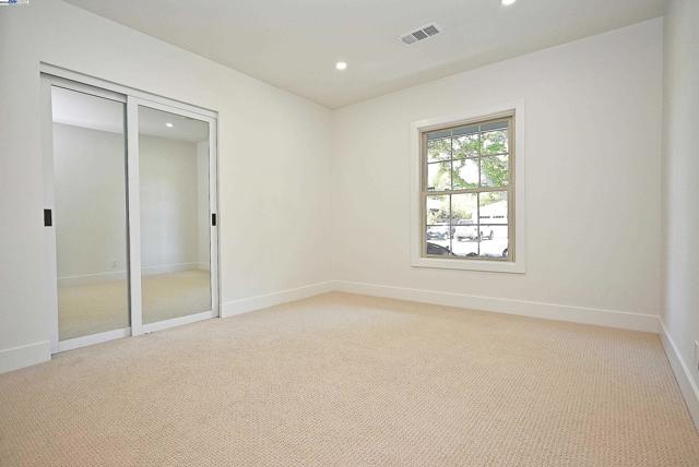 3208 McNutt, Walnut Creek CA: https://media.crmls.org/mediaz/904b7a89-3e91-41cf-8c18-d72dc55f71a7.jpg