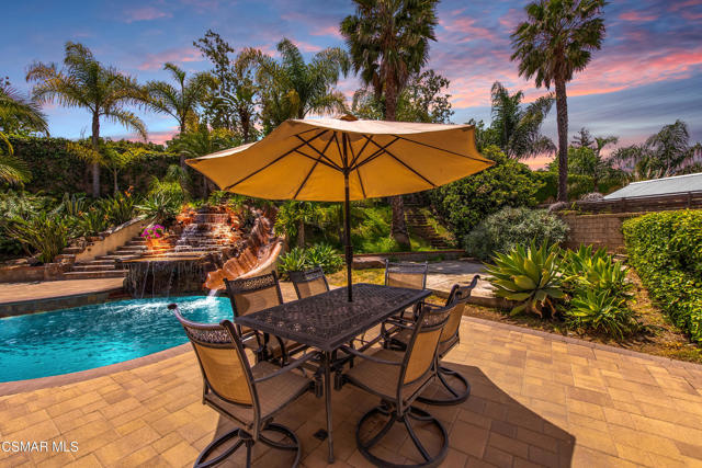3961 Springtime Lane, Moorpark CA: https://media.crmls.org/mediaz/904bdf32-d866-4e49-a8ca-79cc70f2d20d.jpg