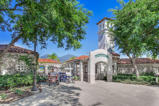 34 Rosa, Rancho Santa Margarita CA: https://media.crmls.org/mediaz/904c1ae5-794b-48ec-889c-2f48d0787441.jpg