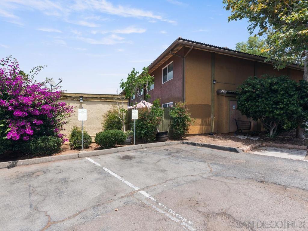 2094 Grand Ave - photo 2