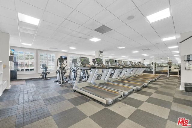 5611 Scharf Avenue, Fontana CA: https://media.crmls.org/mediaz/904d3dda-0cfc-4822-972b-6f57ed5da7a0.jpg