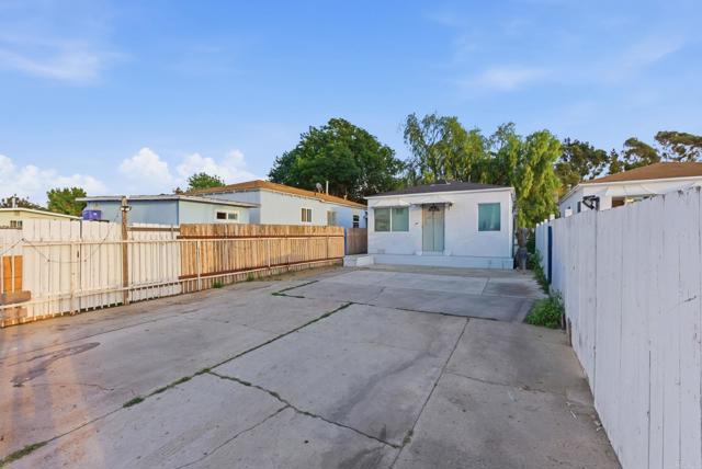 Detail Gallery Image 16 of 28 For 237 39 54th St, San Diego,  CA 92114 - – Beds | – Baths