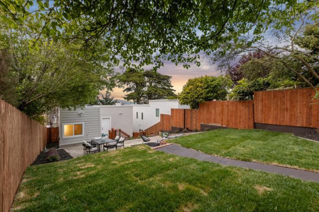 260 Curtis Street, San Francisco CA: https://media.crmls.org/mediaz/904decbb-23aa-4b3e-8c57-83ed33d4ec14.jpg