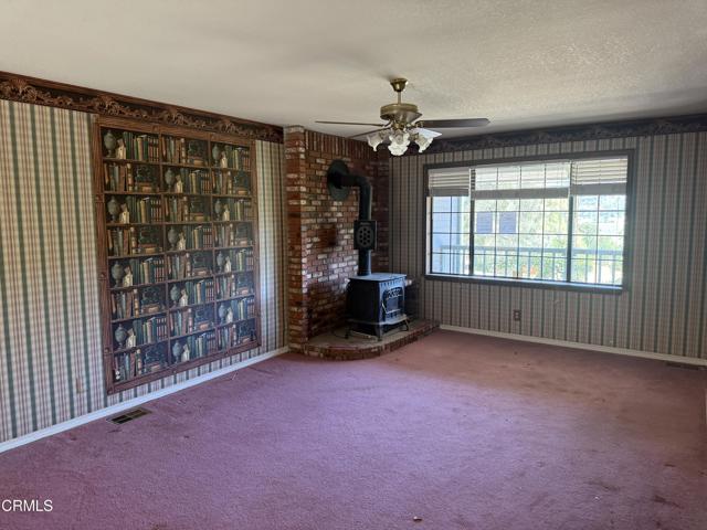 22600 Sunrise Court, Tehachapi CA: https://media.crmls.org/mediaz/904dfb6b-1edf-419e-984a-c5f6950ea43a.jpg