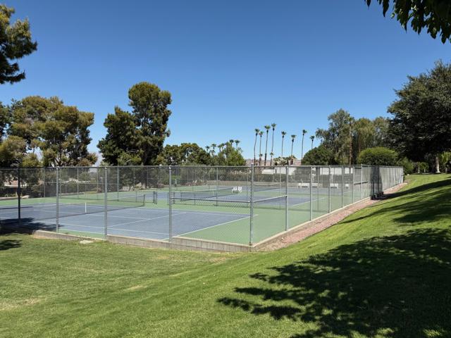 72350 Rim Drive, Palm Desert CA: https://media.crmls.org/mediaz/904e3723-7ce3-4b46-991b-d74bdcaeddda.jpg