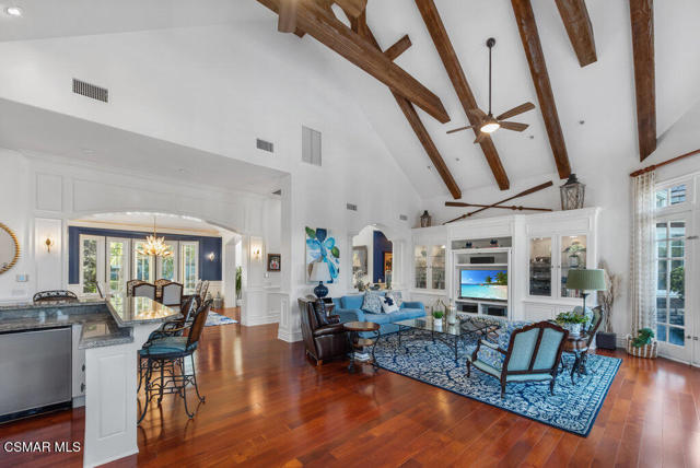 1816 Brittany Park Road, Camarillo CA: https://media.crmls.org/mediaz/904f07b5-5477-4838-b3f9-db8e7a1e285f.jpg