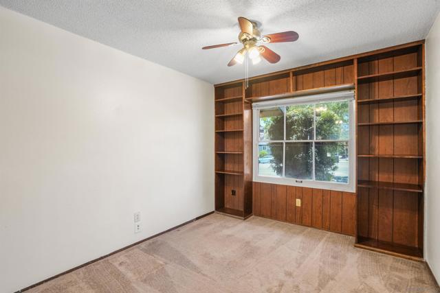 931 Rutgers Ave, Chula Vista CA: https://media.crmls.org/mediaz/904f3194-edcc-4ccc-a323-856c5d68d16e.jpg