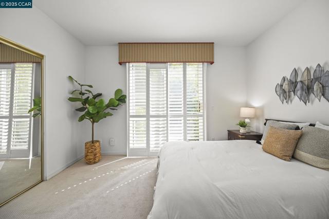 125 Coriander Ct, San Ramon CA: https://media.crmls.org/mediaz/90516760-c077-4120-a56c-8ef1e9a400b8.jpg