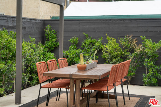 3326 La Clede Avenue, Los Angeles CA: https://media.crmls.org/mediaz/90523b81-21a0-4d32-860c-564e56476565.jpg