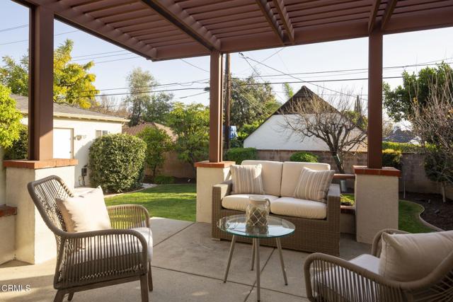 Detail Gallery Image 31 of 36 For 1896 E Mountain St, Pasadena,  CA 91104 - 4 Beds | 2/1 Baths