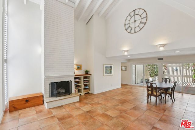 4400 Yorkfield Court photo 5