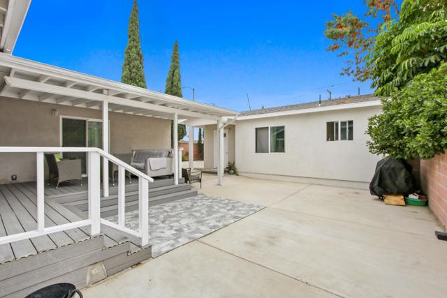 Detail Gallery Image 17 of 27 For 4903 Deeboyar Avenue, Lakewood,  CA 90712 - 5 Beds | 4 Baths