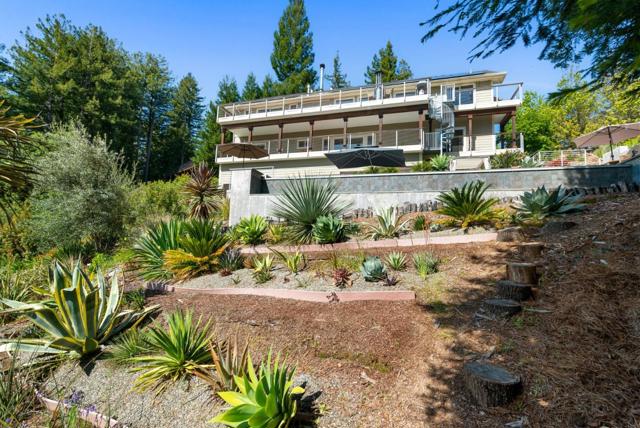 24101 Mountain Charlie Road, Los Gatos CA: https://media.crmls.org/mediaz/9052aa86-cfbe-4d6e-b229-7c4e1befa122.jpg