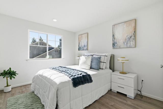 24548 Autumn Mist Way, Hayward CA: https://media.crmls.org/mediaz/9052b7e0-eace-4d72-84f8-b87943530295.jpg