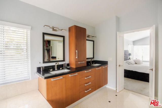 3620 Patrick Henry Place, Agoura Hills CA: https://media.crmls.org/mediaz/90531eac-8ddf-40ac-a7ff-b9322fd7f5e2.jpg