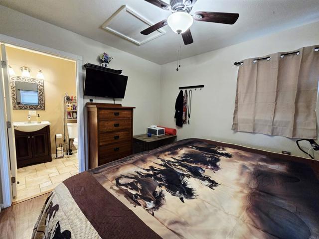 9690 Bundy Drive, Santee CA: https://media.crmls.org/mediaz/9054804c-5be3-4b23-a83c-e449cc6bcd6e.jpg